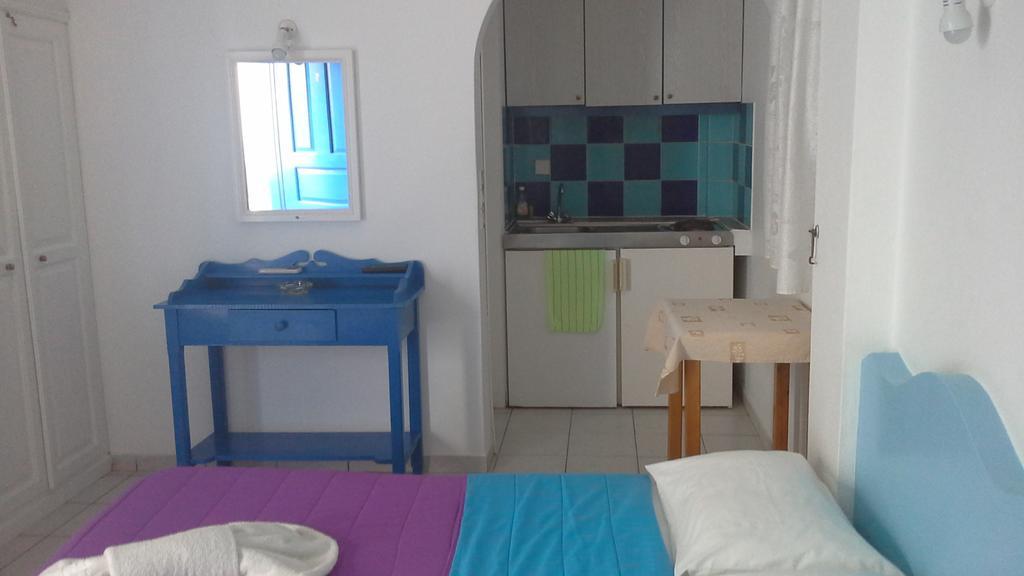Studios Apartments Perivolos المظهر الخارجي الصورة