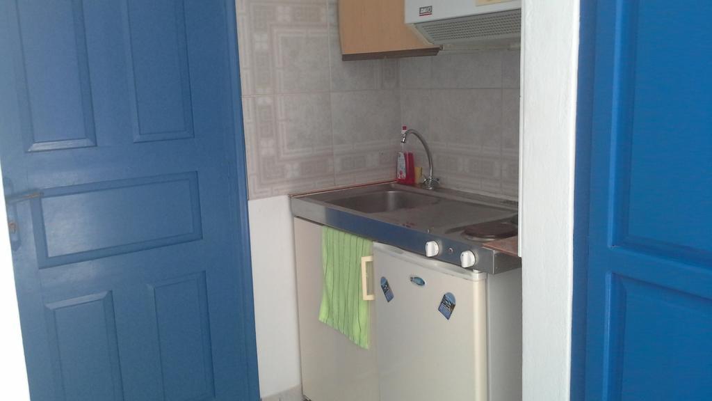 Studios Apartments Perivolos المظهر الخارجي الصورة