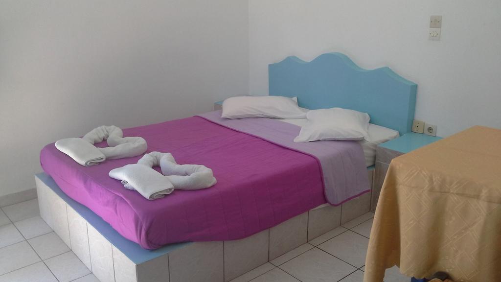 Studios Apartments Perivolos المظهر الخارجي الصورة